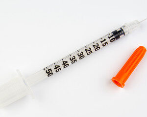 INSULIN SYRINGE